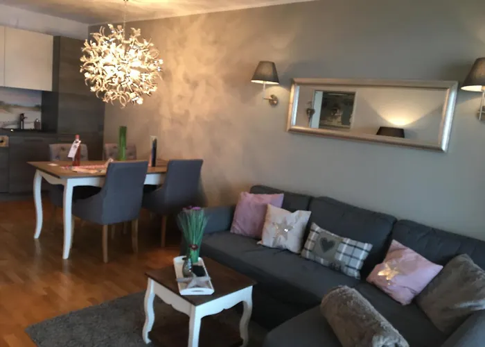 Strandsuite Direkt An Der Seebruecke Meerblick Apartamento Scharbeutz