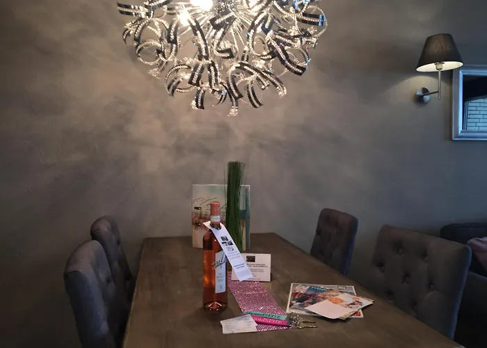 Strandsuite Direkt An Der Seebruecke Meerblick Apartamento